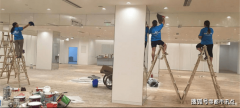 这座融合保守取现代的都会中